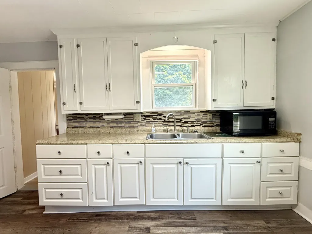 490 Douglas Highway Lamoine ME 04605