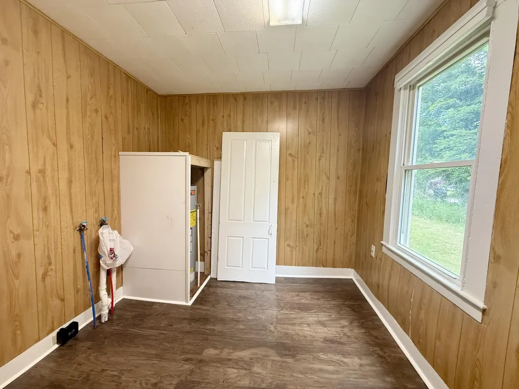 490 Douglas Highway Lamoine ME 04605