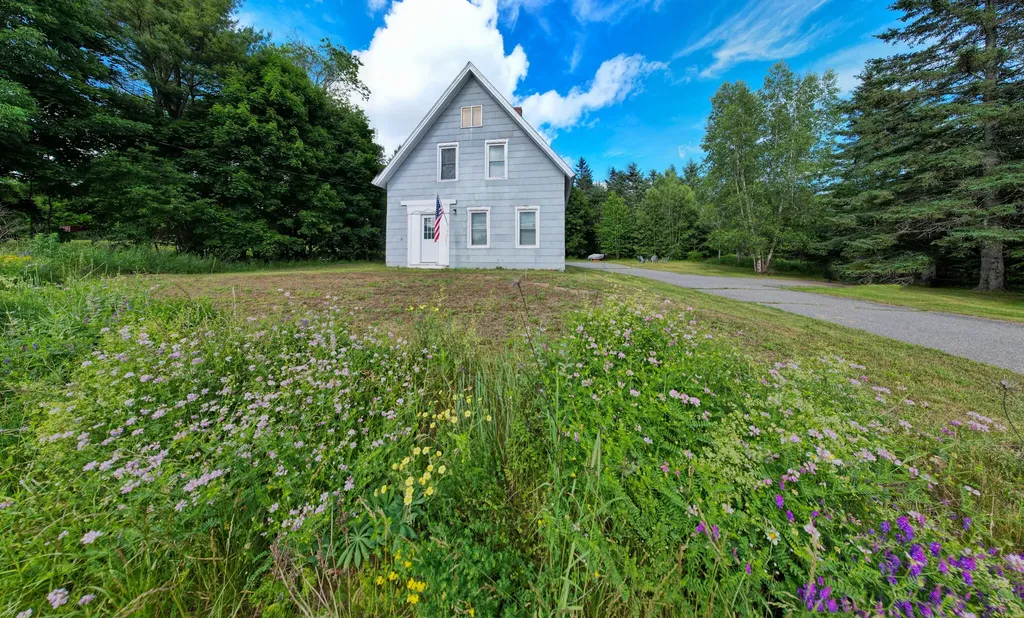 490 Douglas Highway Lamoine ME 04605