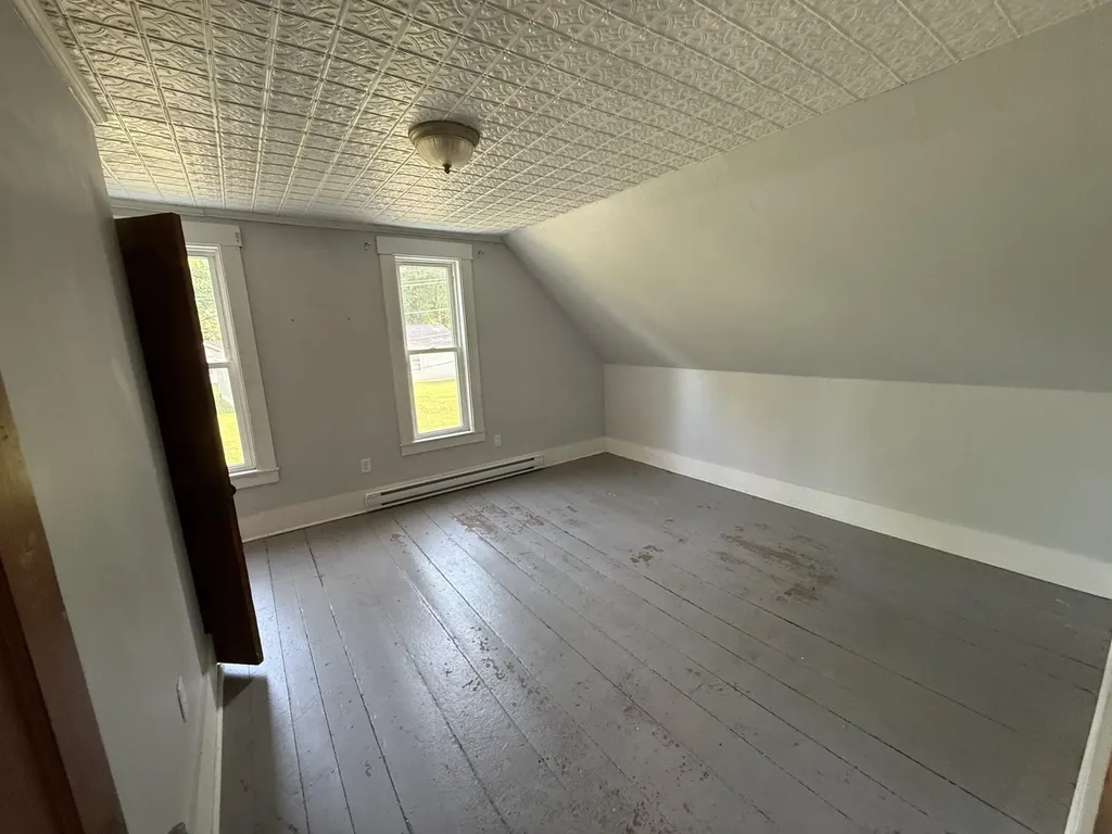 124 Lake Avenue Farmington ME 04938