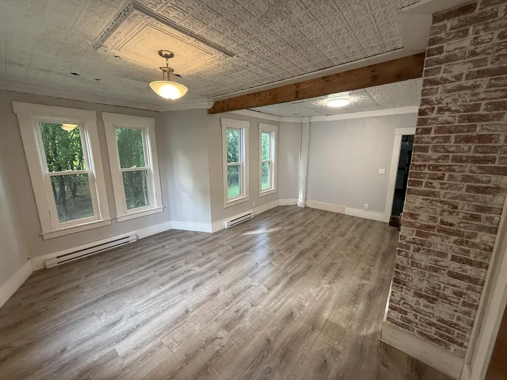 124 Lake Avenue Farmington ME 04938