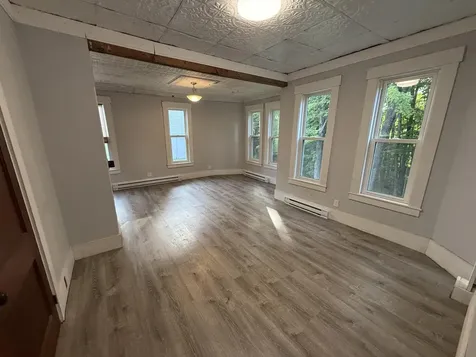 124 Lake Avenue Farmington ME 04938