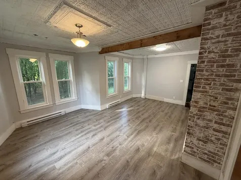 124 Lake Avenue Farmington ME 04938