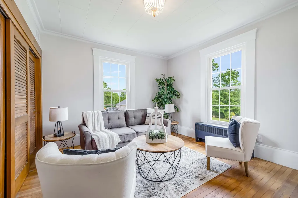 208 Vaughn Road Dover-foxcroft ME 04426