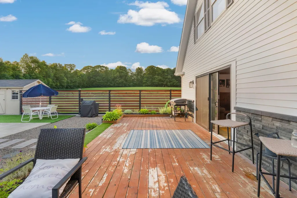 208 Vaughn Road Dover-foxcroft ME 04426