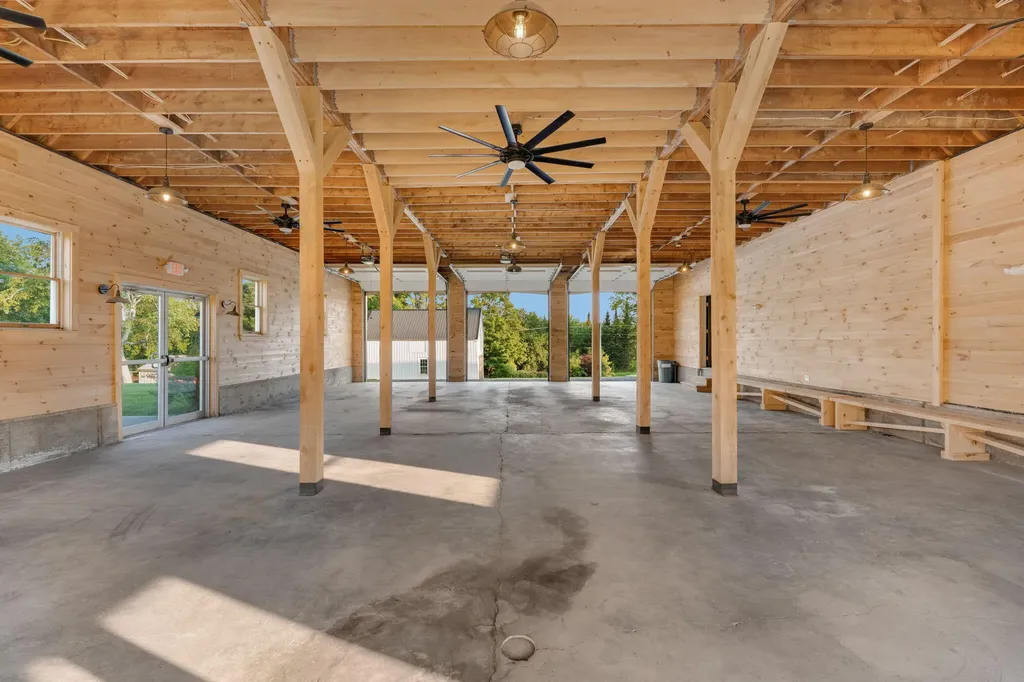 208 Vaughn Road Dover-foxcroft ME 04426