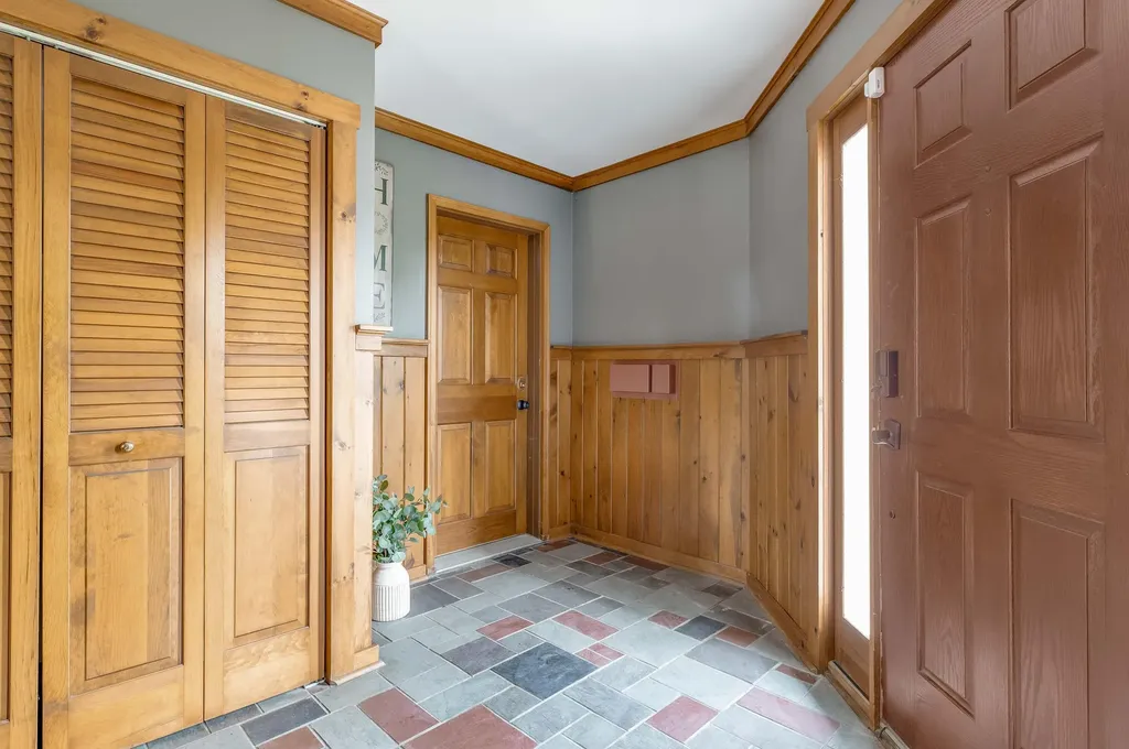 208 Vaughn Road Dover-foxcroft ME 04426