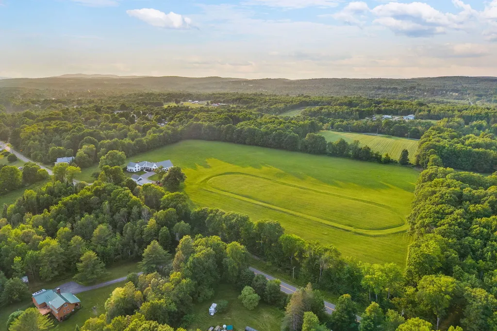 208 Vaughn Road Dover-foxcroft ME 04426