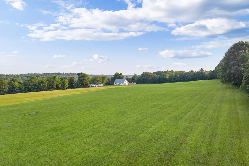 208 Vaughn Road Dover-foxcroft ME 04426