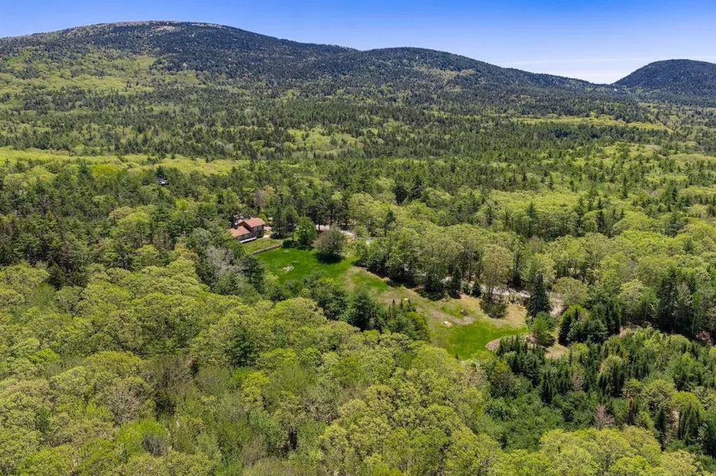 18 Stanley Mountain Road Mount Desert ME 04660