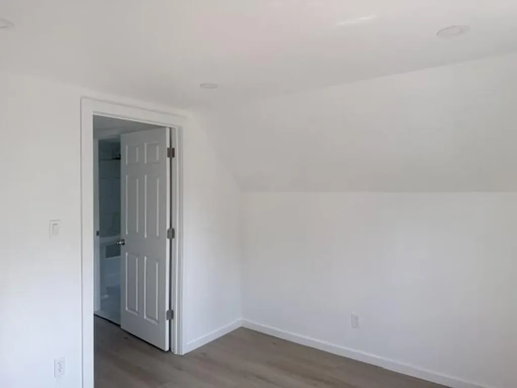 7 Harlow Hill Road Mexico ME 04257
