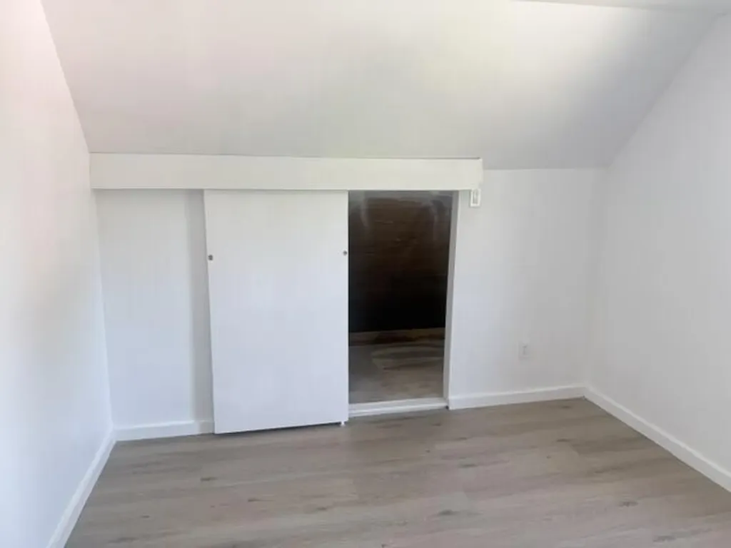 7 Harlow Hill Road Mexico ME 04257