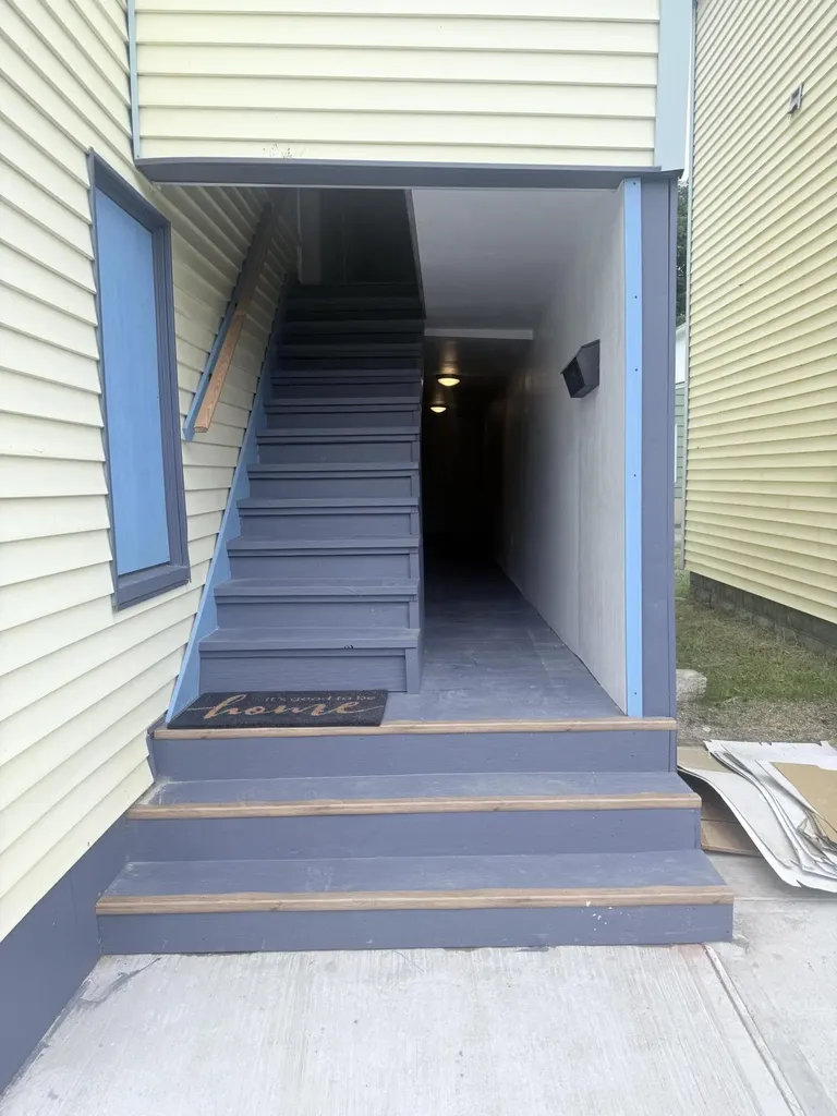 7 Harlow Hill Road Mexico ME 04257
