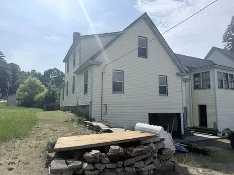 7 Harlow Hill Road Mexico ME 04257