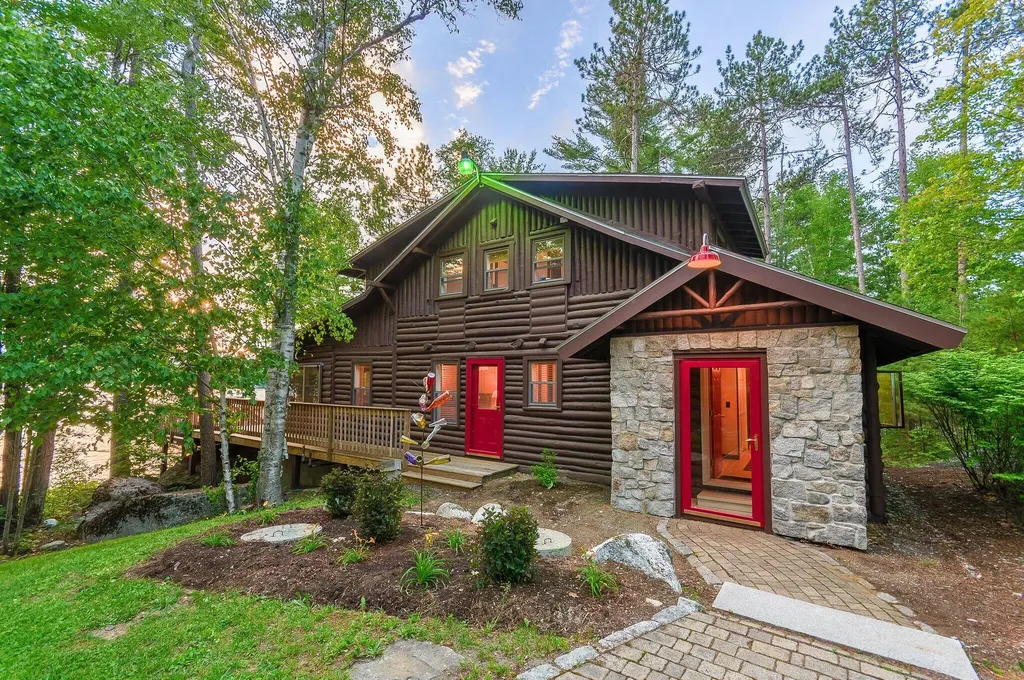 39 Lakeview Avenue Dedham ME 04429