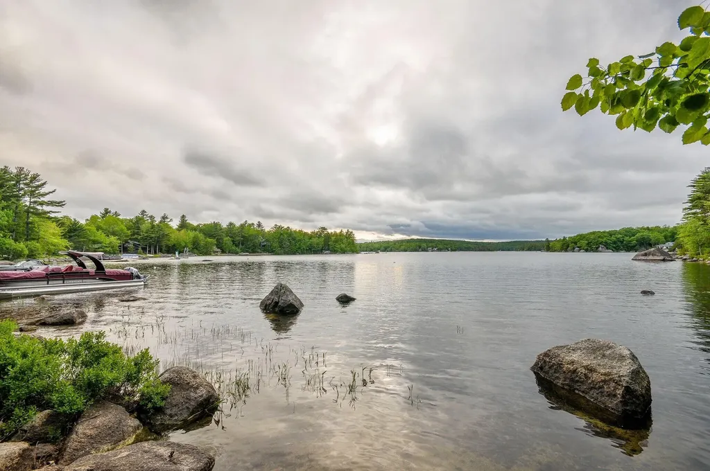 39 Lakeview Avenue Dedham ME 04429