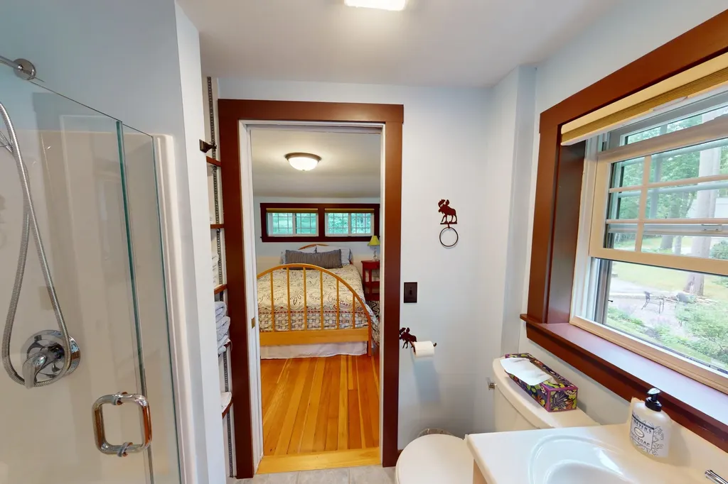 39 Lakeview Avenue Dedham ME 04429