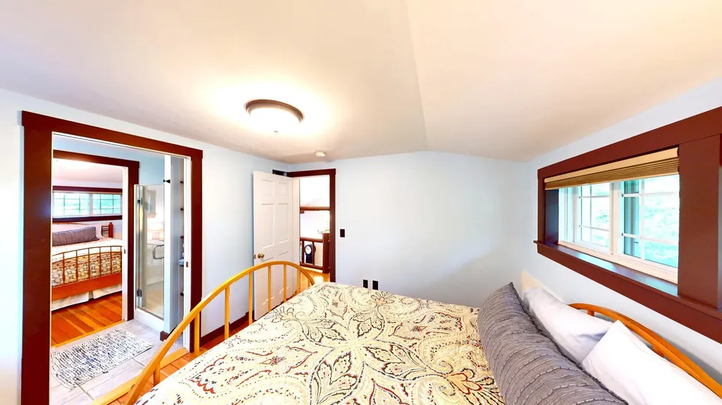 39 Lakeview Avenue Dedham ME 04429