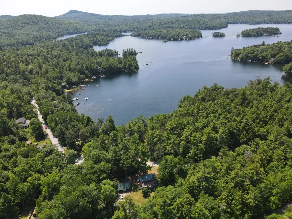 39 Lakeview Avenue Dedham ME 04429
