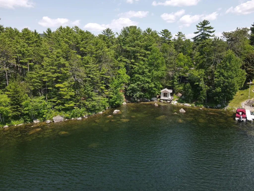 39 Lakeview Avenue Dedham ME 04429