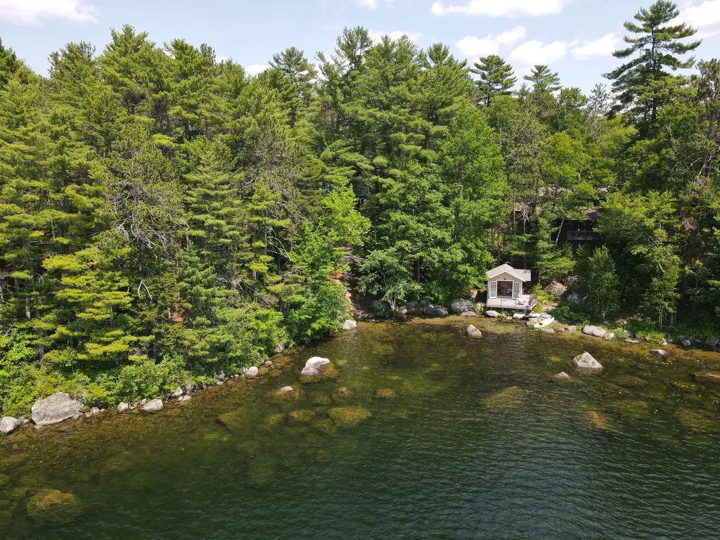39 Lakeview Avenue Dedham ME 04429