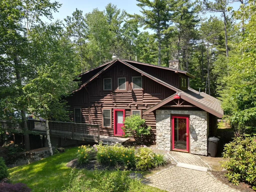 39 Lakeview Avenue Dedham ME 04429