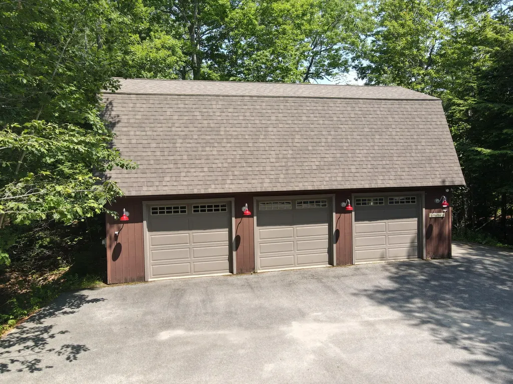 39 Lakeview Avenue Dedham ME 04429