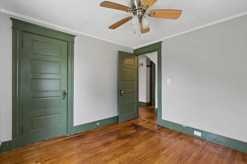 96 Western Promenade Auburn ME 04210