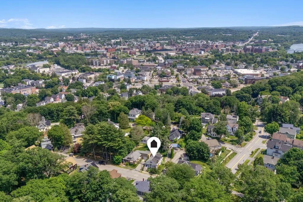 96 Western Promenade Auburn ME 04210