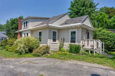96 Western Promenade Auburn ME 04210