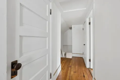 96 Western Promenade Auburn ME 04210