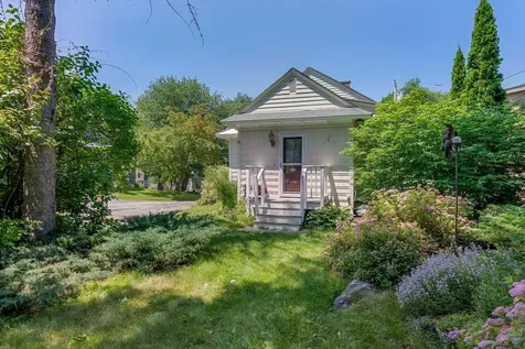 96 Western Promenade Auburn ME 04210