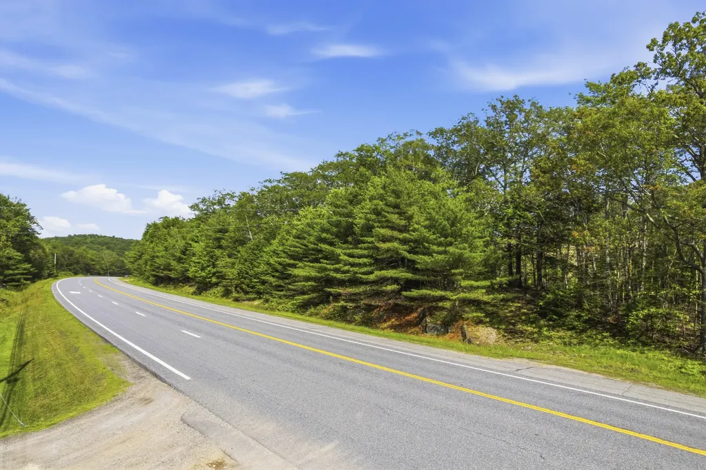 02-37 Us-1 Newcastle ME 04553