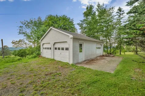 998 Overlock Hill Road Union ME 04862