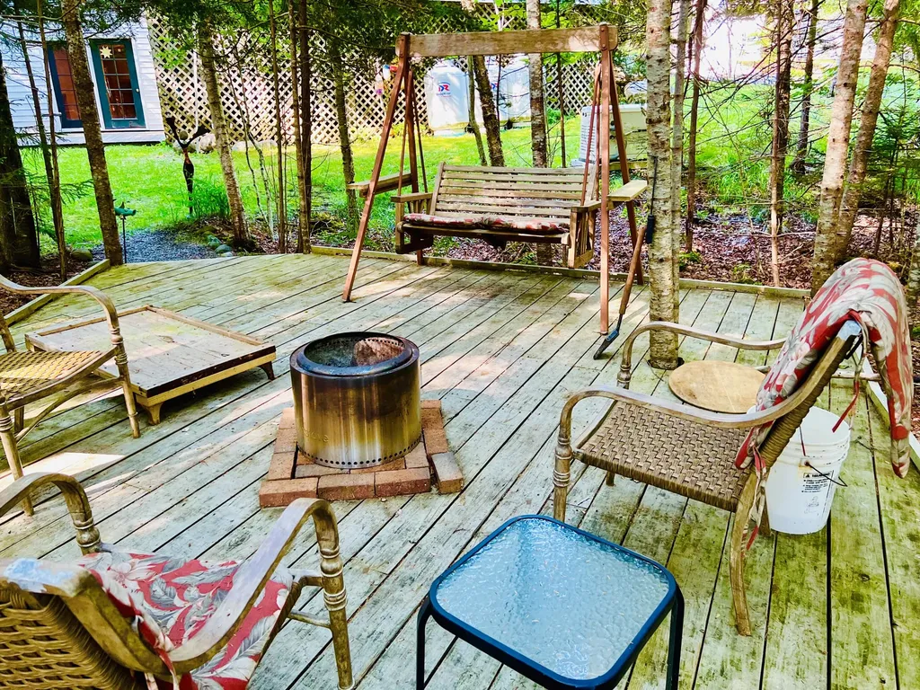 15 Salem Towne Road Southwest Harbor ME 04679