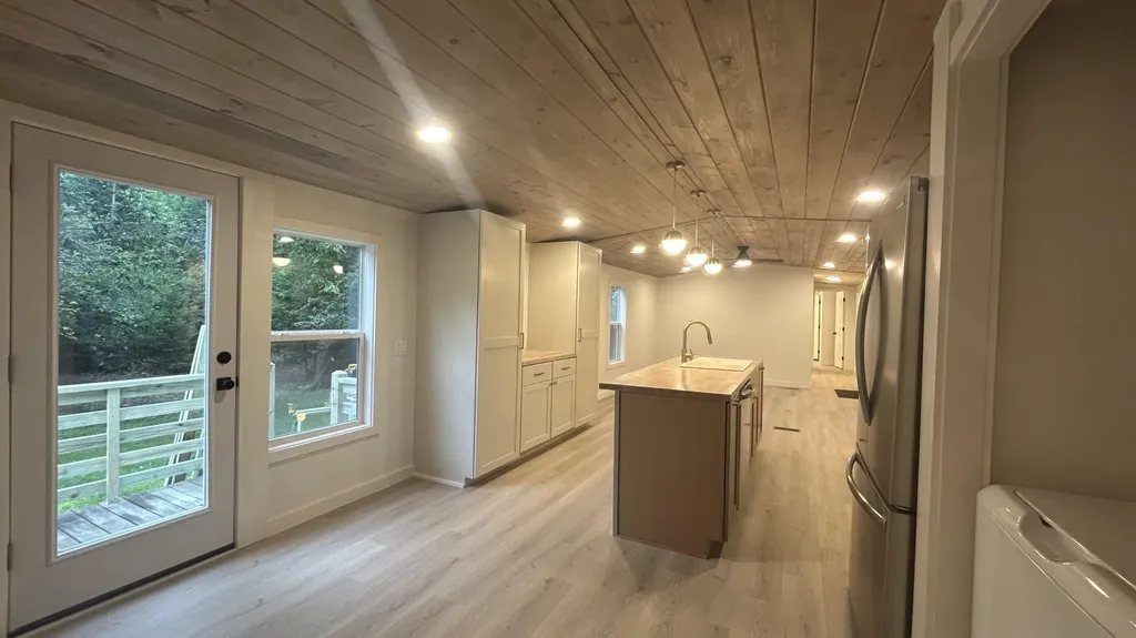 196 Old Orchard Road Buxton ME 04093