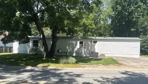 196 Old Orchard Road Buxton ME 04093
