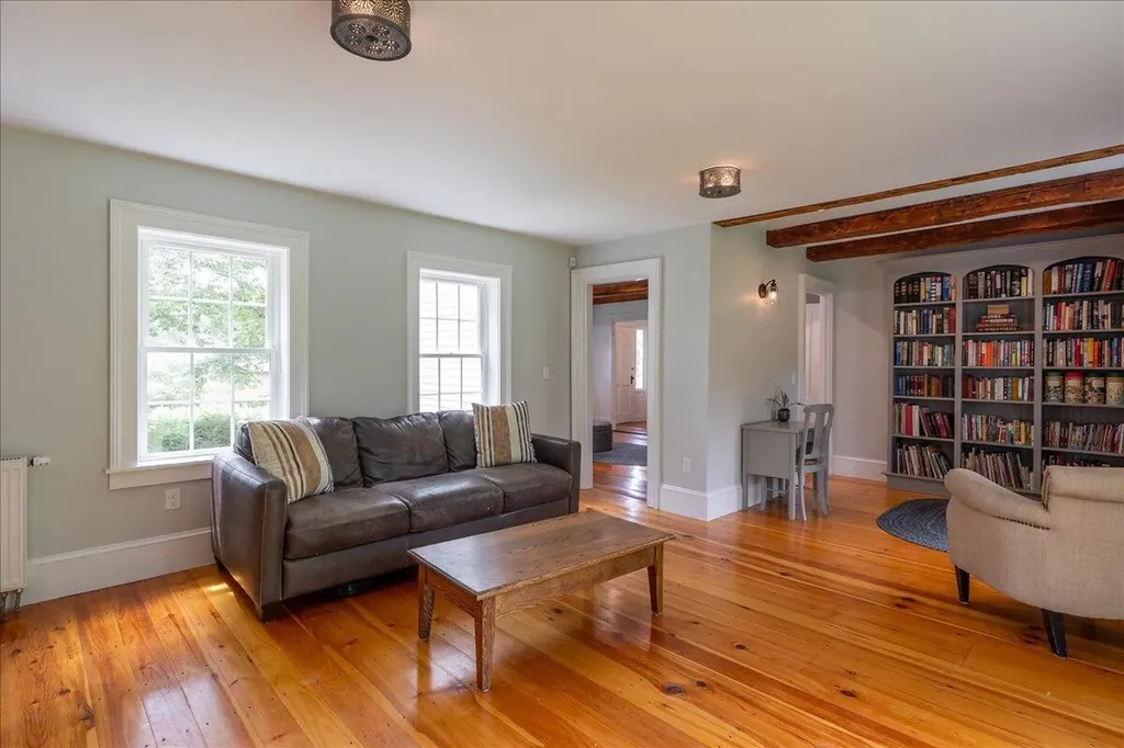 43 Old County Road Rockport ME 04856