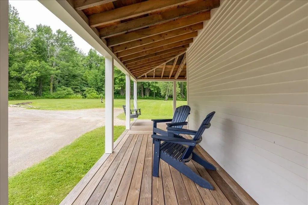 43 Old County Road Rockport ME 04856
