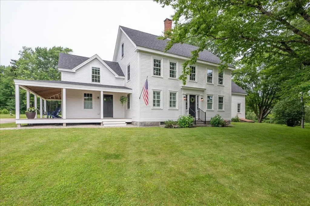 43 Old County Road Rockport ME 04856