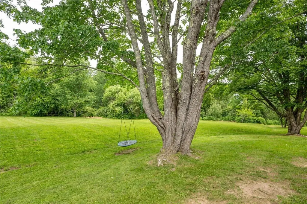 43 Old County Road Rockport ME 04856