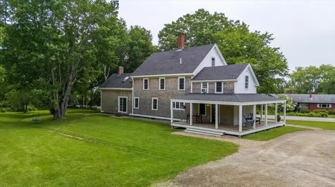 43 Old County Road Rockport ME 04856