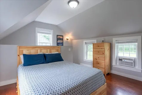 43 Old County Road Rockport ME 04856