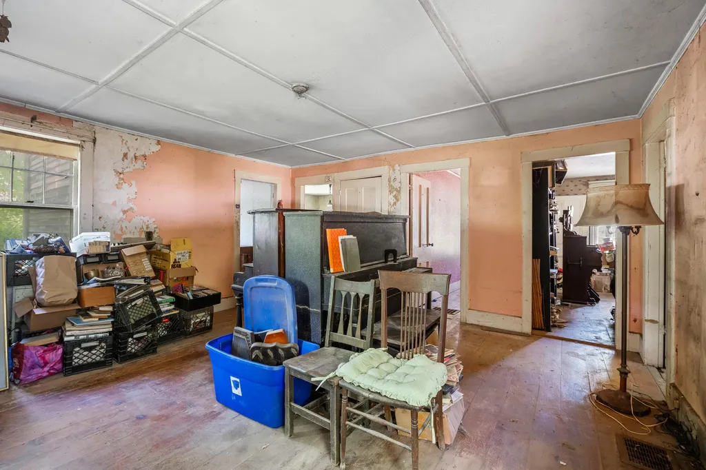 65 Lewiston Road New Gloucester ME 04260
