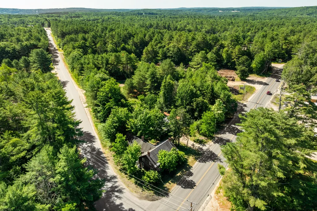 65 Lewiston Road New Gloucester ME 04260