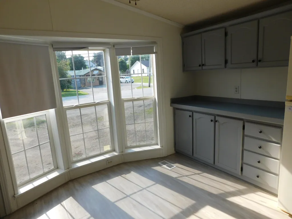 58 Fleming Street Lincoln ME 04457