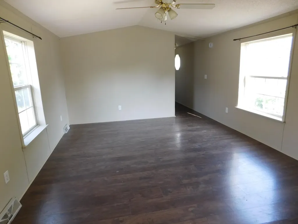 58 Fleming Street Lincoln ME 04457