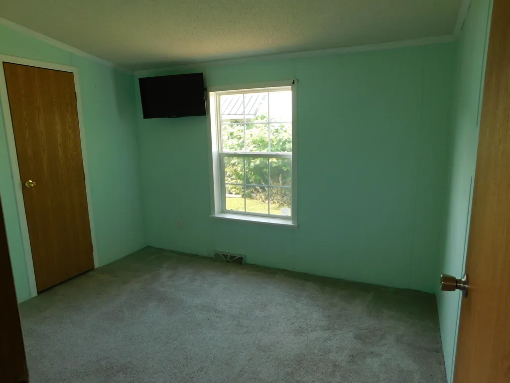 58 Fleming Street Lincoln ME 04457