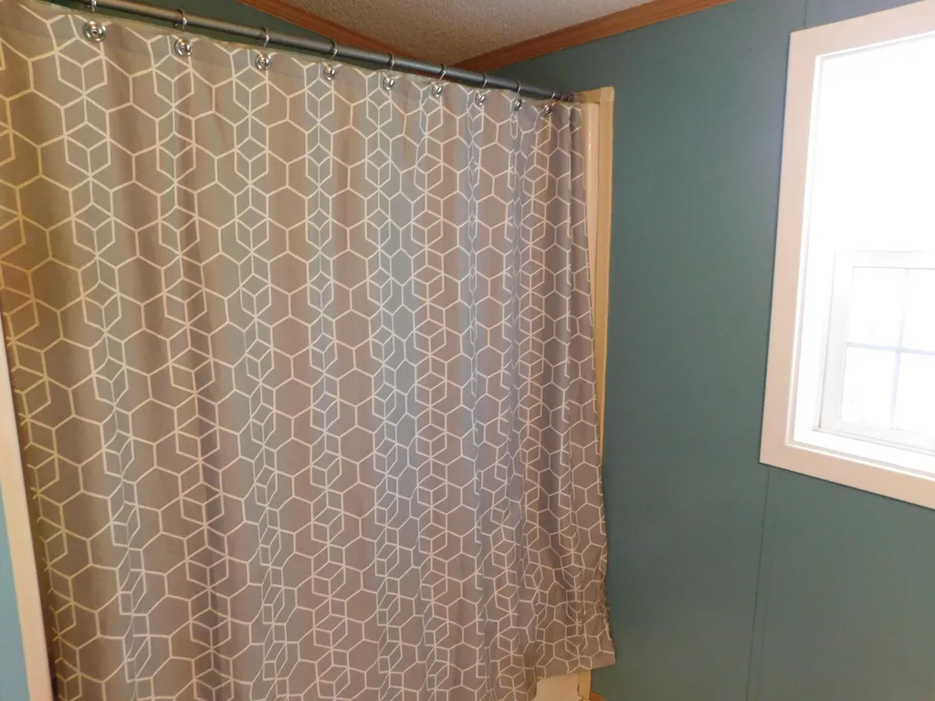 58 Fleming Street Lincoln ME 04457