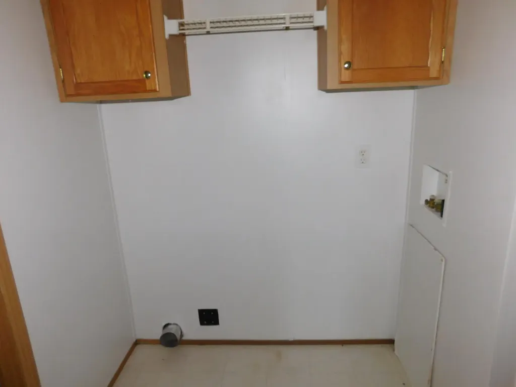 58 Fleming Street Lincoln ME 04457